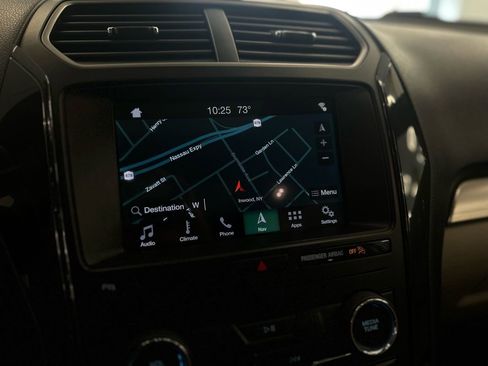 Used 2019 Ford Explorer XLT w/ Equipment Group 202A image 32