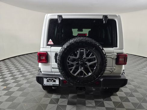 New 2025 Jeep Wrangler Sahara image 5