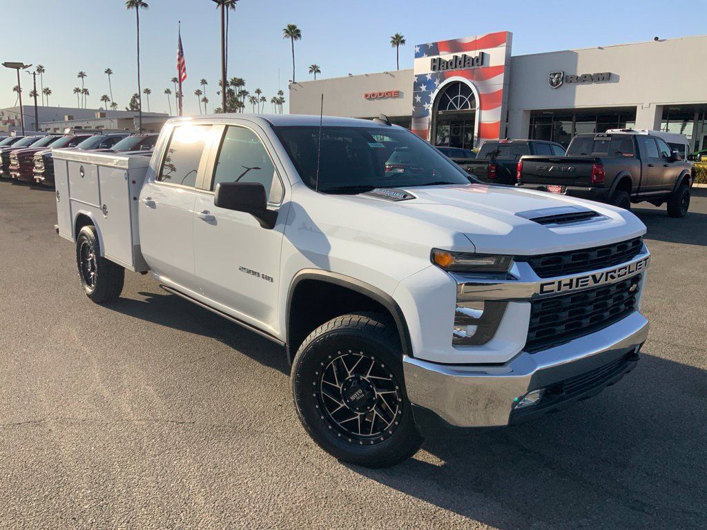 Used 2021 Chevrolet Silverado 2500 LT w/ Convenience Package AWD/4WD image 1