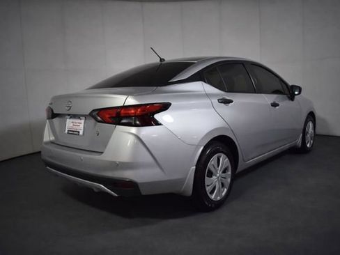 Used 2024 Nissan Versa S w/ Trunk Package image 4