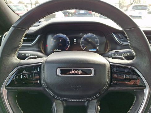 Used 2022 Jeep Grand Cherokee Overland image 19
