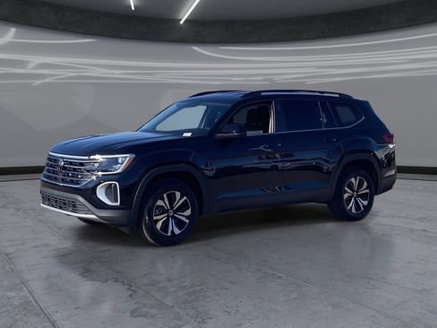New 2026 Volkswagen Atlas SE FWD image 1