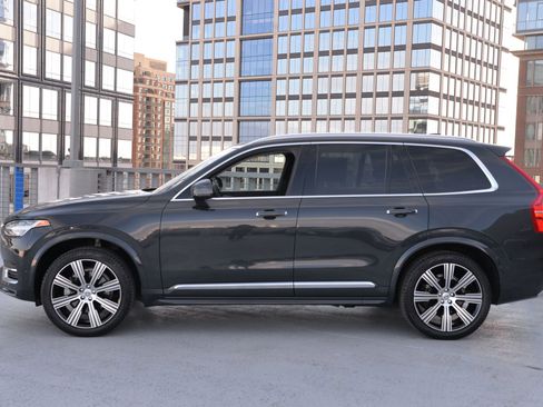 Used 2021 Volvo XC90 T6 Inscription w/ Protection Package Premier image 2