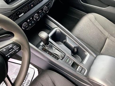 Used 2023 Honda Accord EX image 16