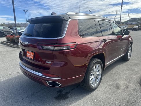 Used 2021 Jeep Grand Cherokee L Summit w/ Luxury Tech Group V image 7