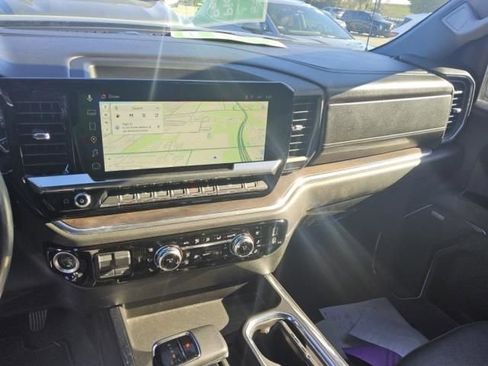 Used 2023 GMC Sierra 1500 SLT w/ SLT Premium Plus Package image 4