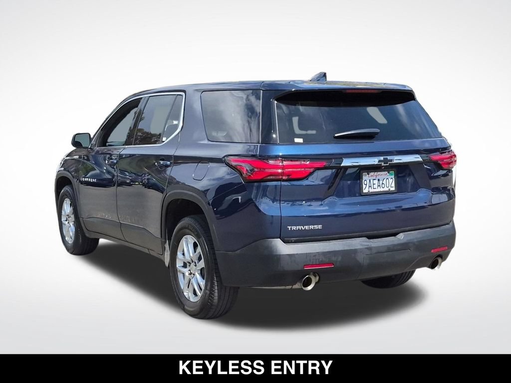 Used 2022 Chevrolet Traverse LS FWD image 7