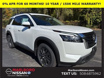 New 2025 Nissan Pathfinder SV w/ SV Premium Package