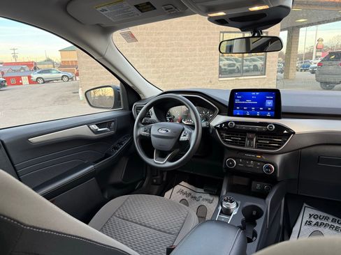Used 2021 Ford Escape SE image 33