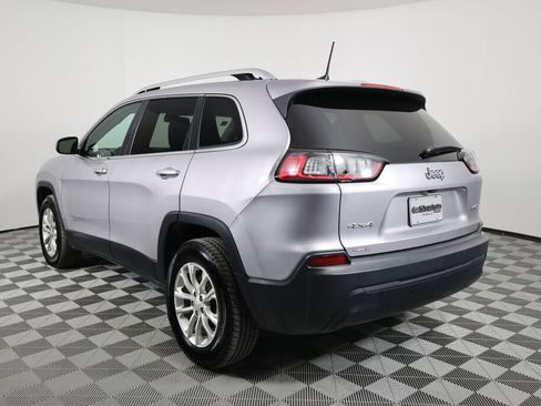 Used 2019 Jeep Cherokee Latitude w/ Cold Weather Group AWD/4WD image 4