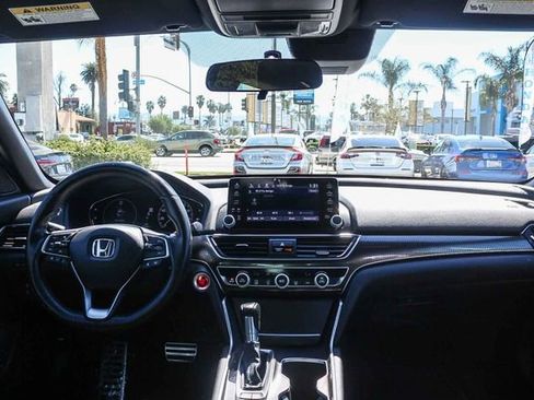 Used 2022 Honda Accord Sport image 17