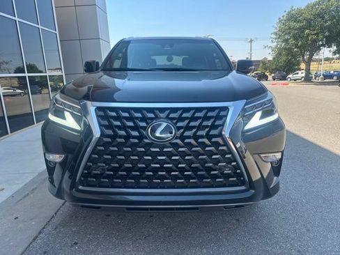 Used 2023 Lexus GX 460 Premium w/ Premium Plus Package AWD/4WD image 2