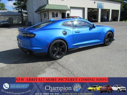 Used 2024 Chevrolet Camaro LT w/ RS Package RWD image 4