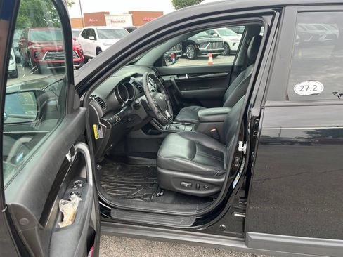 Used 2011 Kia Sorento EX w/ Premium Pkg FWD image 6