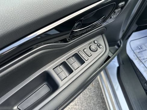Used 2026 Honda Odyssey Elite image 17