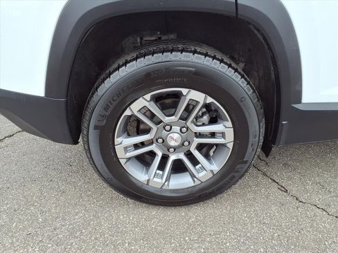 Certified 2025 GMC Terrain Elevation image 35