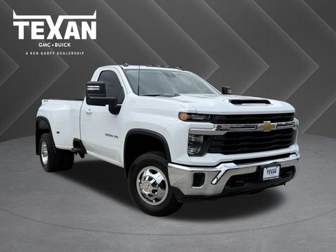 Used 2024 Chevrolet Silverado 3500 LT AWD/4WD image 1