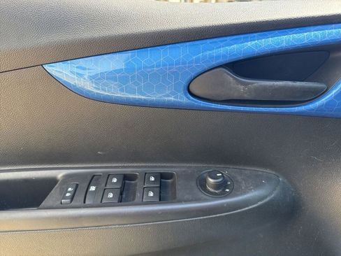 Used 2018 Chevrolet Spark LT FWD image 10