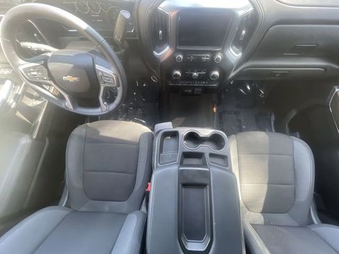 Used 2022 Chevrolet Silverado 1500 LT image 19