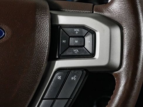 Used 2017 Ford F350 King Ranch w/ King Ranch Ultimate Package AWD/4WD image 18