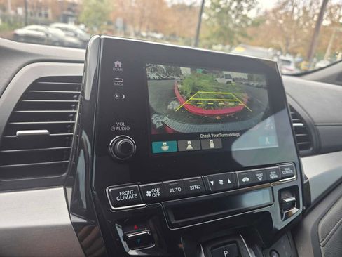 Used 2024 Honda Odyssey Sport image 29