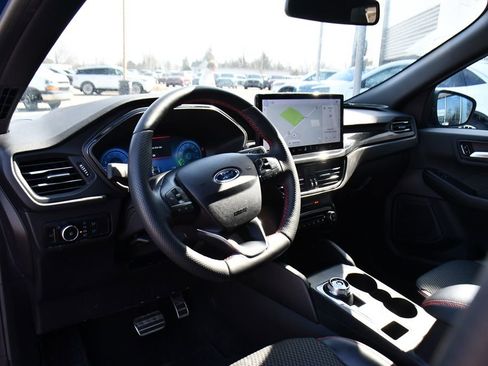 Used 2023 Ford Escape ST-Line Elite image 11