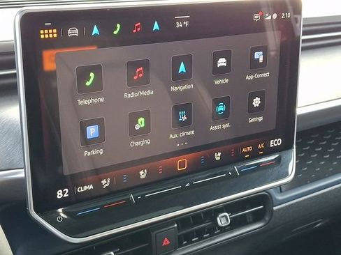 Used 2025 Volkswagen ID. Buzz Pro S Plus image 24