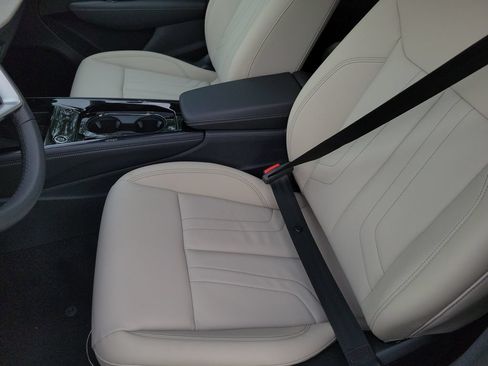 New 2026 Audi Q3 quattro 2.0T AWD/4WD image 17