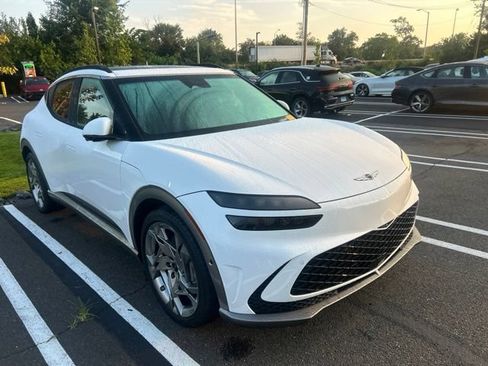 Used 2023 Genesis GV60 Performance AWD/4WD image 2