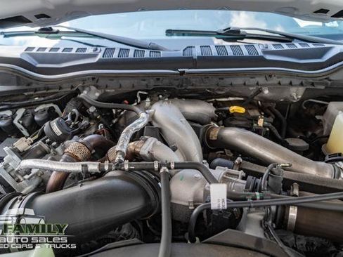 Used 2021 Ford F450 Platinum w/ Snow Plow Prep Package AWD/4WD image 16