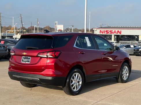 Used 2023 Chevrolet Equinox LT image 7