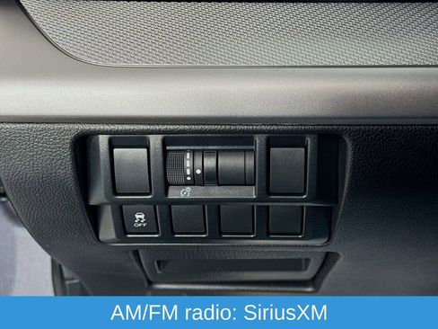 Used 2016 Subaru Outback 2.5i Premium image 11