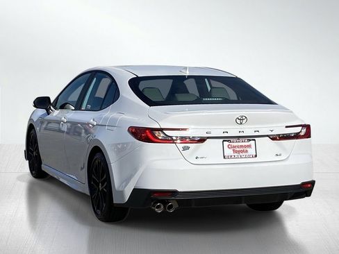 Certified 2026 Toyota Camry SE w/ Convenience Package image 6