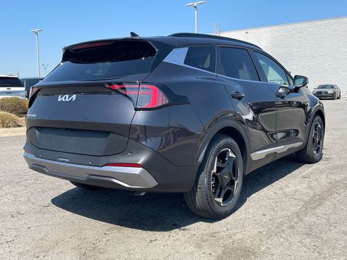 New 2026 Kia Sportage EX FWD image 8