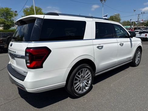 Used 2024 Ford Expedition Max Platinum AWD/4WD image 7