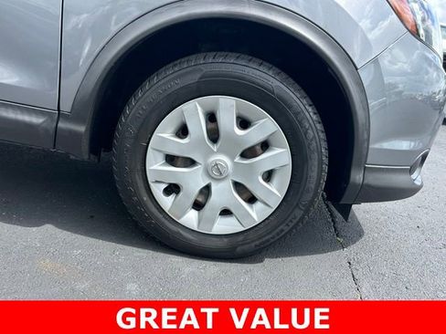 Used 2018 Nissan Rogue Sport S image 8