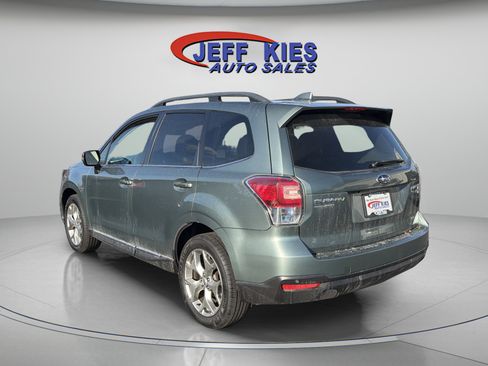 Used 2017 Subaru Forester 2.5i Touring image 5