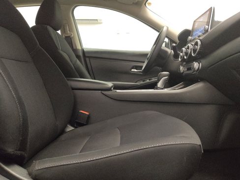 Used 2024 Nissan Sentra SV FWD image 21