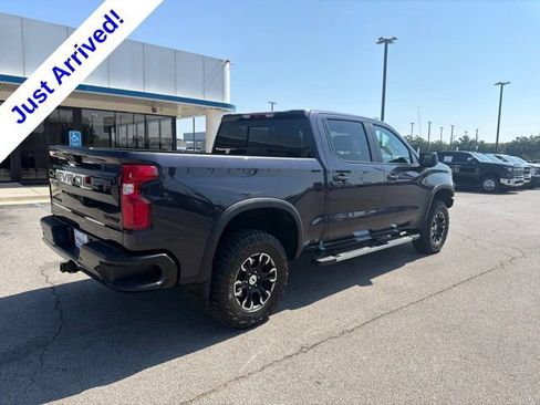 Used 2024 Chevrolet Silverado 1500 ZR2 w/ Technology Package AWD/4WD image 31