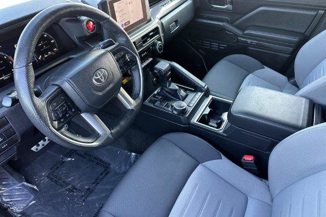 Used 2024 Toyota Tacoma TRD Sport w/ TRD Sport Upgrade Package AWD/4WD image 10