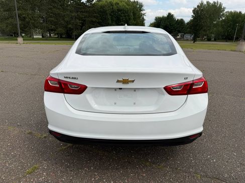 Used 2023 Chevrolet Malibu LT FWD image 4