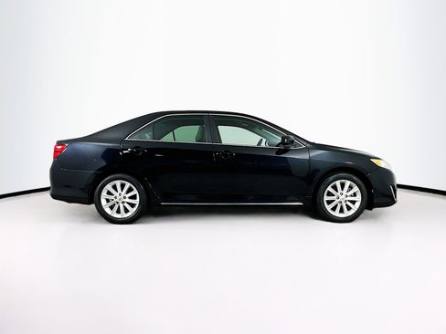 Used 2012 Toyota Camry XLE image 10