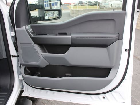 New 2026 Ford F350 XLT w/ FX4 Off-Road Package image 12