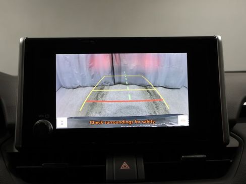 Certified 2023 Toyota RAV4 LE image 27