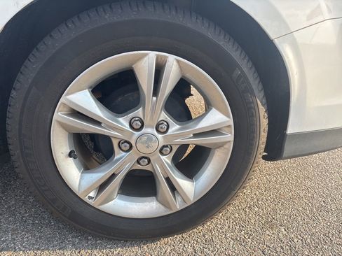 Used 2013 Ford Focus SE image 4