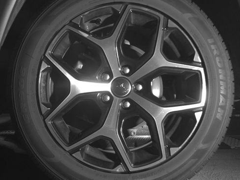 Used 2025 Jeep Compass Limited image 14