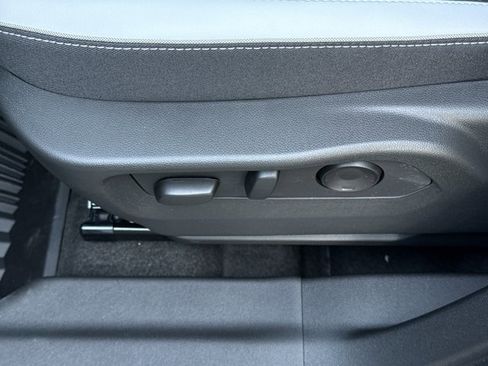 New 2026 Buick Envision Sport Touring AWD/4WD image 17