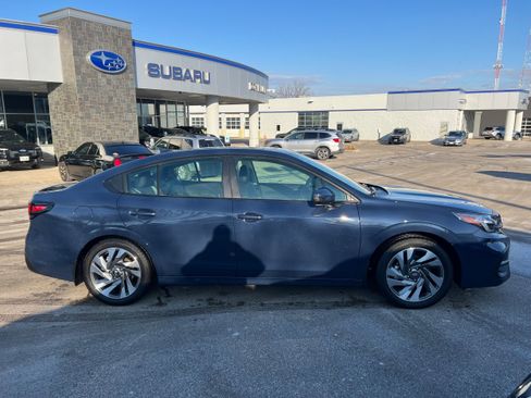 Used 2025 Subaru Legacy Limited w/ Popular Package #2 image 8