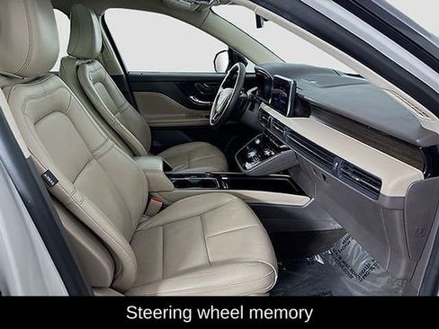 Used 2021 Lincoln Corsair Reserve w/ Equipment Group 201A image 13