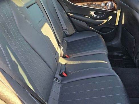 Used 2020 Mercedes-Benz E 450 E 450 w/ Driver Assistance Package image 44